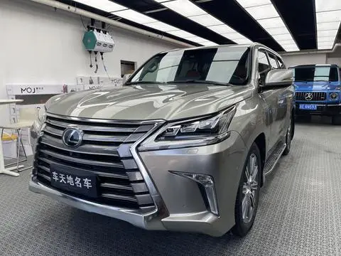 Lexus LX 2016