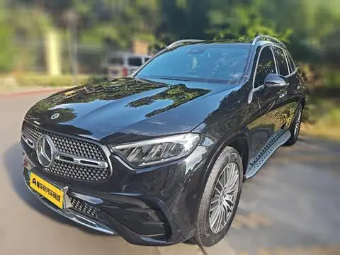Mercedes-Benz GLC 2025