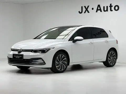 Volkswagen Golf 2021
