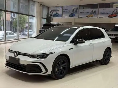 Volkswagen Golf 2023