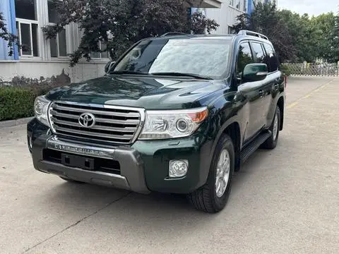 Toyota 兰德酷路泽 2012