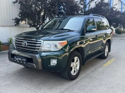 Toyota 兰德酷路泽 2012