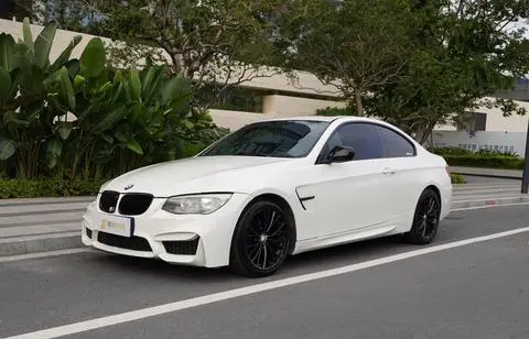 BMW 3 Series 2011