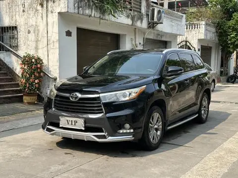 Toyota Highlander 2015