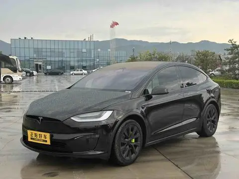 Tesla Model X 2023