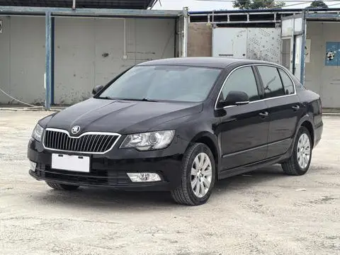 Skoda Superb 2013