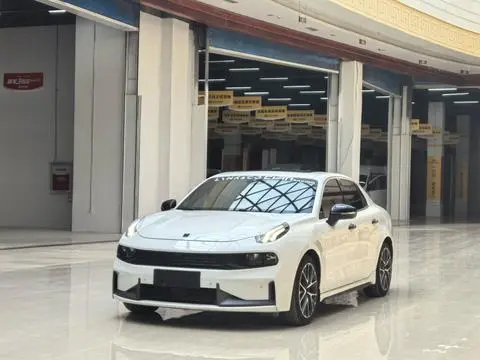 Lynk & Co 03 2022
