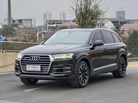 Audi Q7 2016