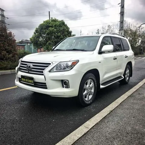 Lexus LX 2012