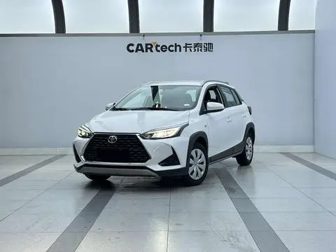 Toyota YARIS L 2022