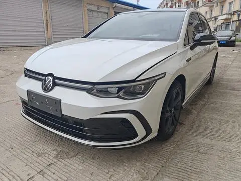 Volkswagen Golf 2021