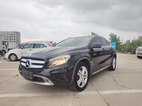 Mercedes-Benz GLA 2016