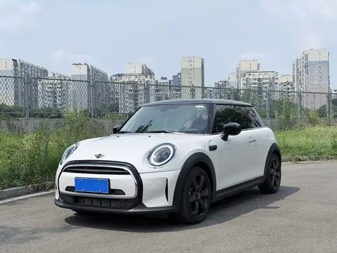 MINI MINI 2023