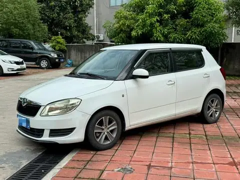 Skoda 晶锐 2012