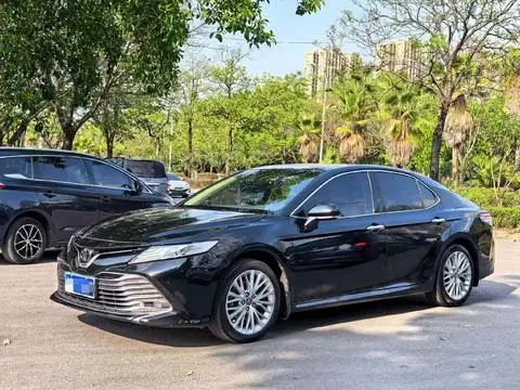 Toyota Camry 2019