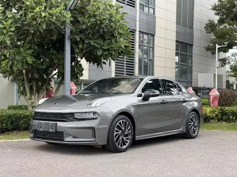Lynk & Co 03 2022
