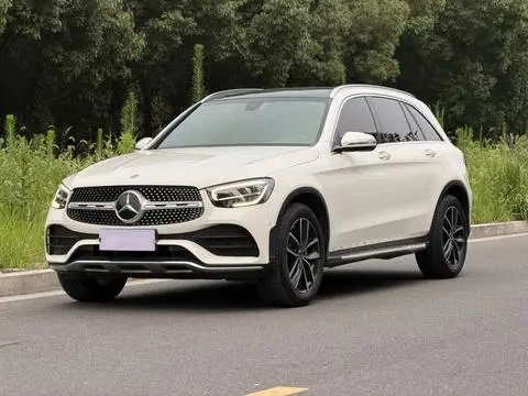 Mercedes-Benz GLC 2021 — фото 1