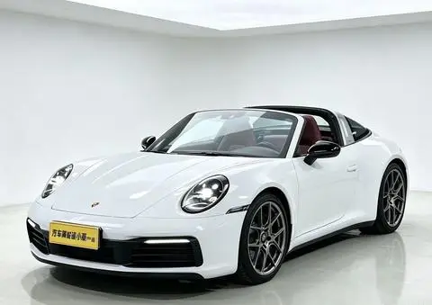 Porsche 911 2023