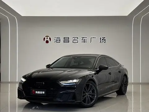 Audi A7 2022 — фото 1