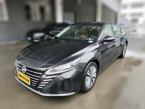 Nissan Teana 2022
