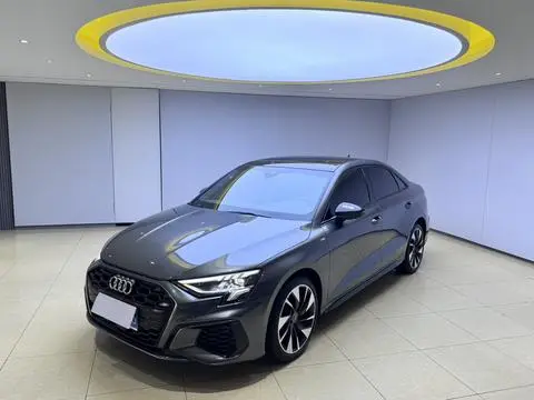 Audi A3 2022 — фото 1