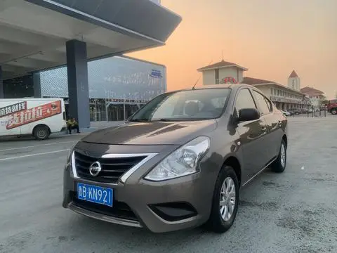 Nissan 阳光 2015