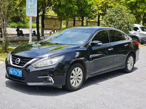 Nissan Teana 2016