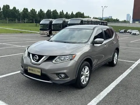 Nissan 奇骏 2015