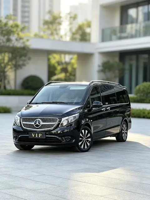 Mercedes-Benz 威霆 2023
