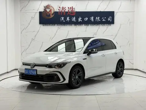 Volkswagen Golf 2021