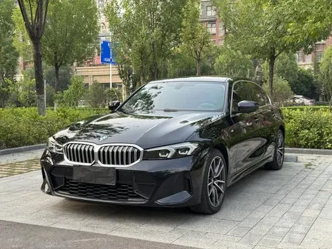 BMW 3 Series 2023 — фото 1