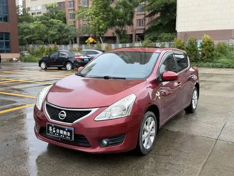 Nissan 骐达TIIDA 2011