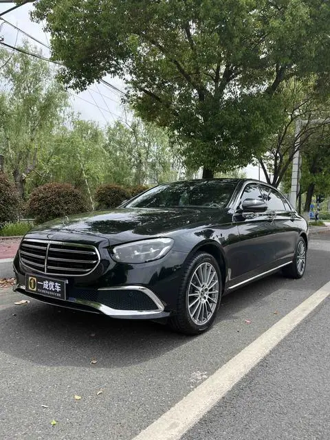 Mercedes-Benz E-Class 2021