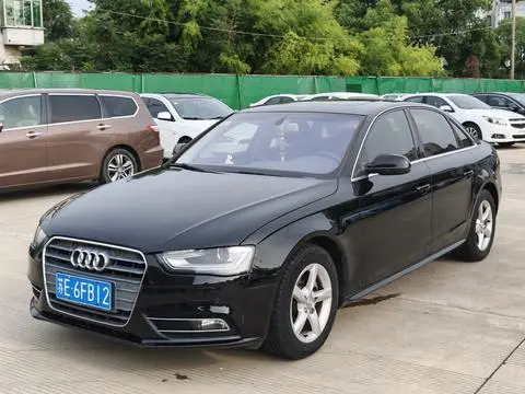 Audi A4L 2015