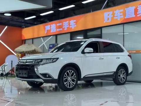 Mitsubishi 欧蓝德 2018