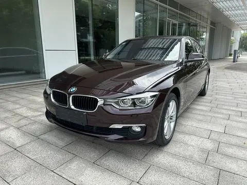 BMW 3 Series 2017 — фото 1