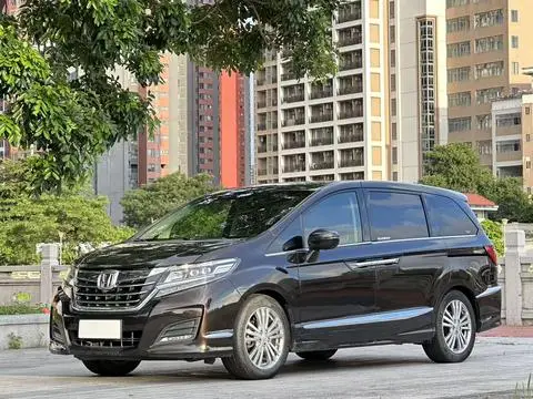 Honda 艾力绅 2016