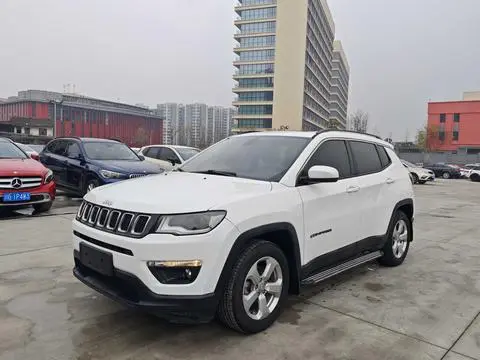 Jeep 指南者 2017