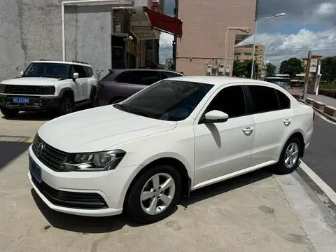 Volkswagen Lavida 2015 — фото 1