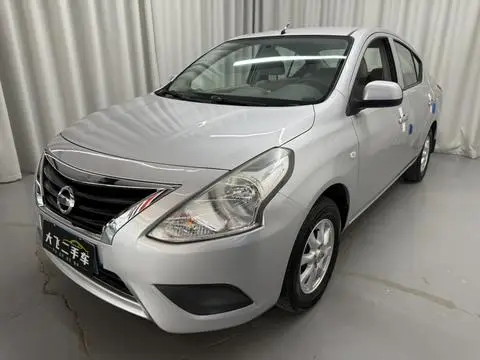 Nissan 阳光 2015