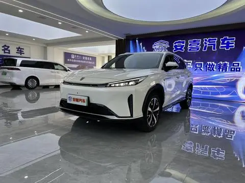 Roewe D5X DMH 2024