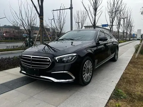 Mercedes-Benz E-Class 2022