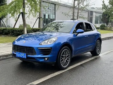 Porsche Macan 2017 — фото 1