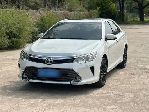 Toyota Camry 2015