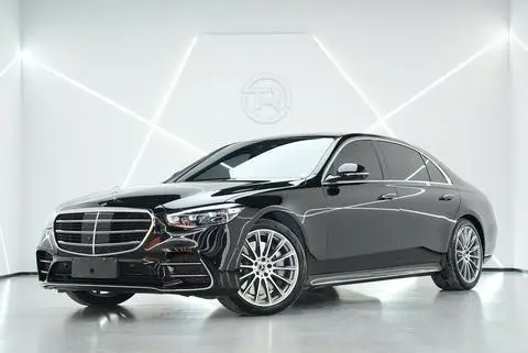 Mercedes-Benz S-Class 2021