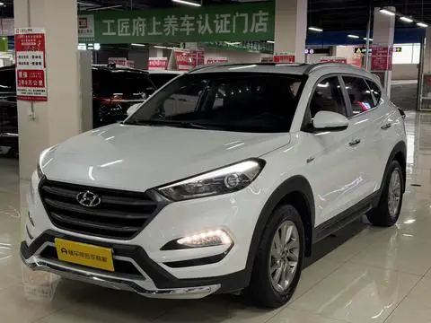Hyundai 途胜 2015
