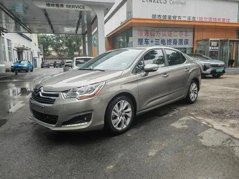 Citroën C4L 2014