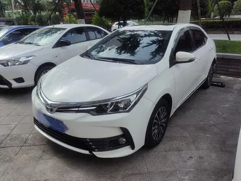Toyota Corolla 2017 — фото 1