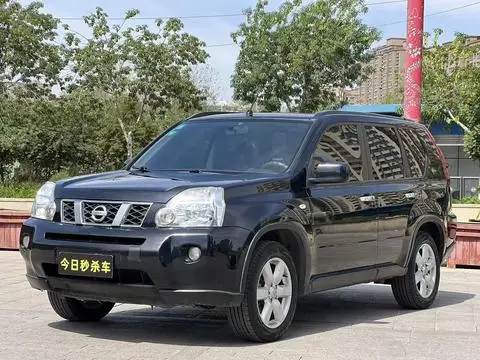 Nissan 奇骏 2010