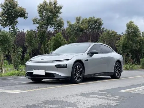 XPeng 小鹏P7 2022